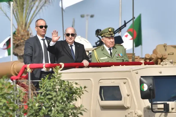 الاستعراض العسكري